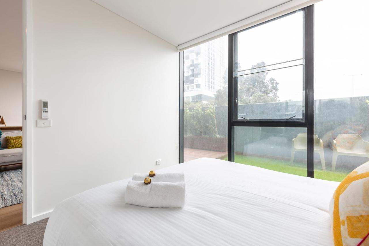 ☆Of Southbank☆Light Filled Apartment☆Huge Private Terrace With City Views☆Parking☆Pool☆Gym☆Wifi Melbourne Exterior photo