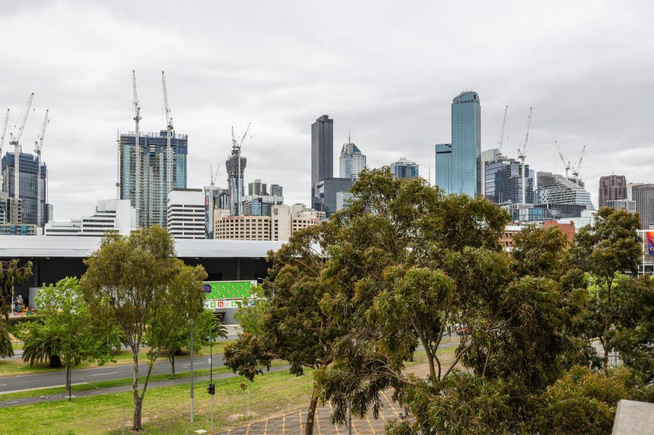 ☆Of Southbank☆Light Filled Apartment☆Huge Private Terrace With City Views☆Parking☆Pool☆Gym☆Wifi Melbourne Exterior photo